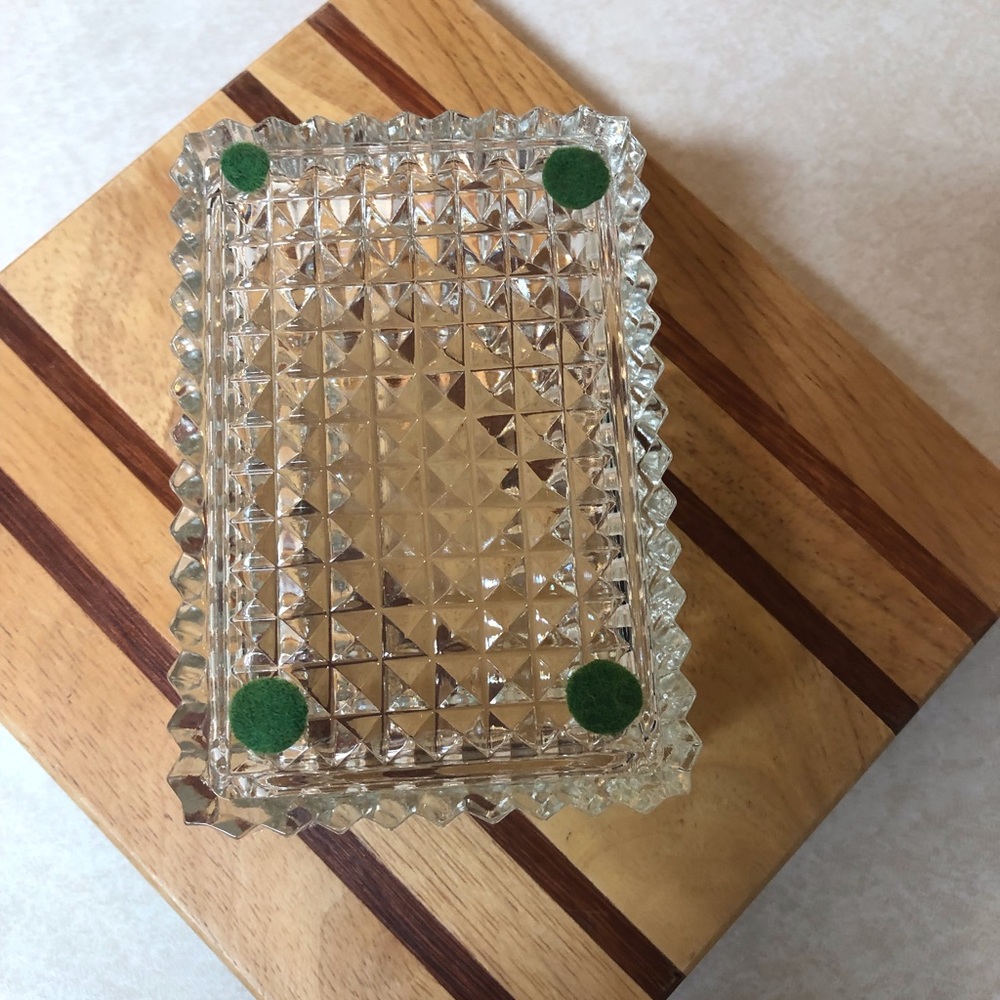 Vintage corrugated glass trinket box - Picture 4 of 5